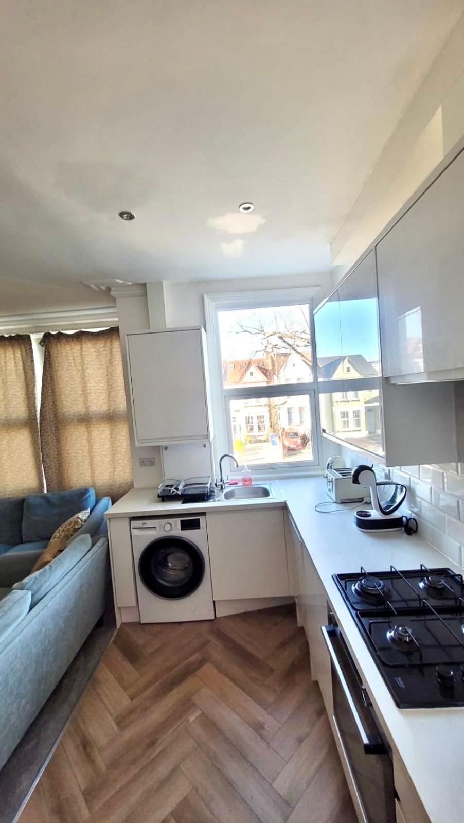 Two Bedroom Flat In ロンドン エクステリア 写真