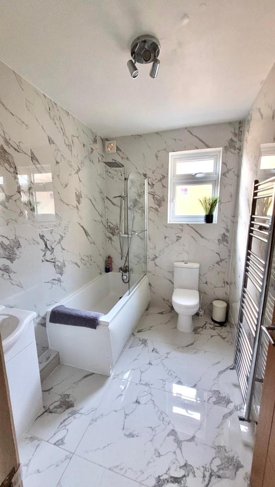 Two Bedroom Flat In ロンドン エクステリア 写真